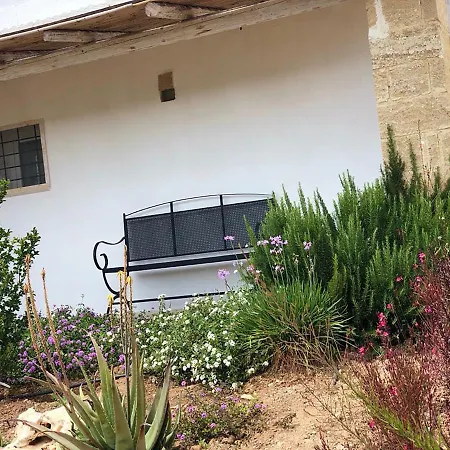 Tenuta La Milogna לינה וארוחת בוקר 3*