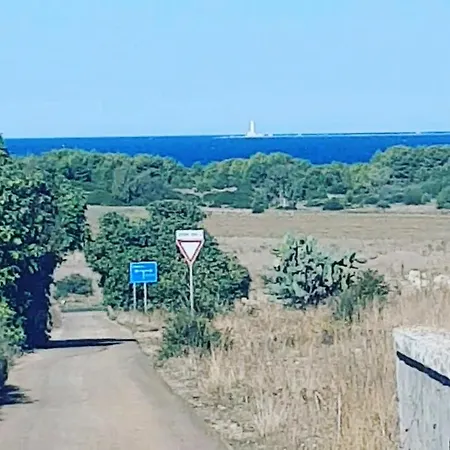 לינה וארוחת בוקר Tenuta La Milogna גאליפולי